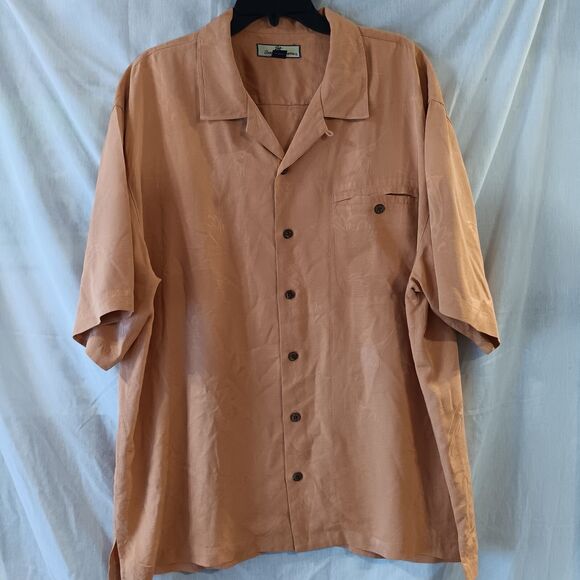 Tommy Bahama Men's Hawaiian Shirt Size XL 100% Silk Swordfish Motif AOP - Picture 2 of 5